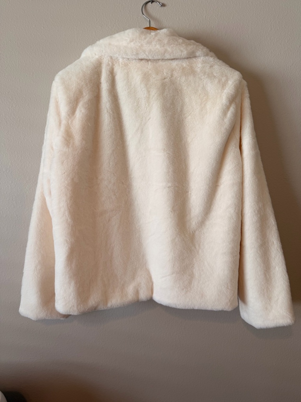 Love Tree Cream Plush Faux Fur Teddy Coat - Picture 8 of 9